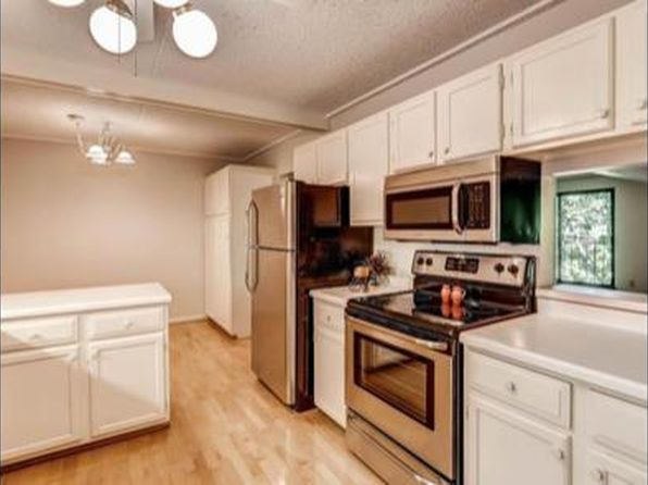 10521 Cedar Lake Rd
