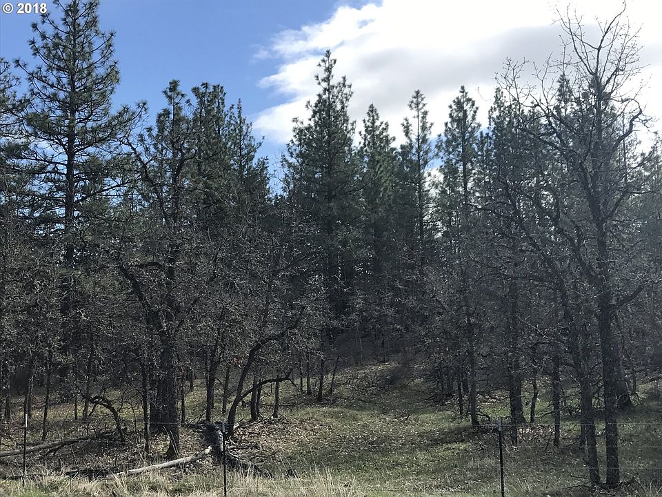 2nd image of Wahkiacus Heights Rd