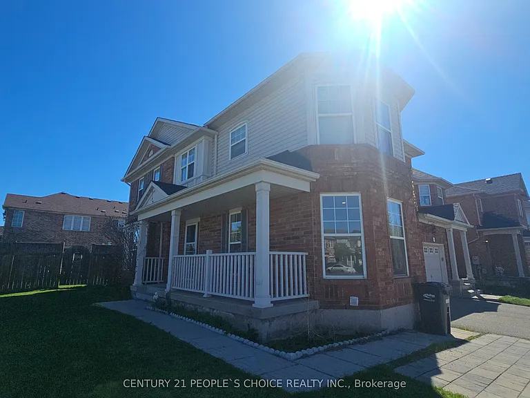 918 McNair Cir — Photo 2