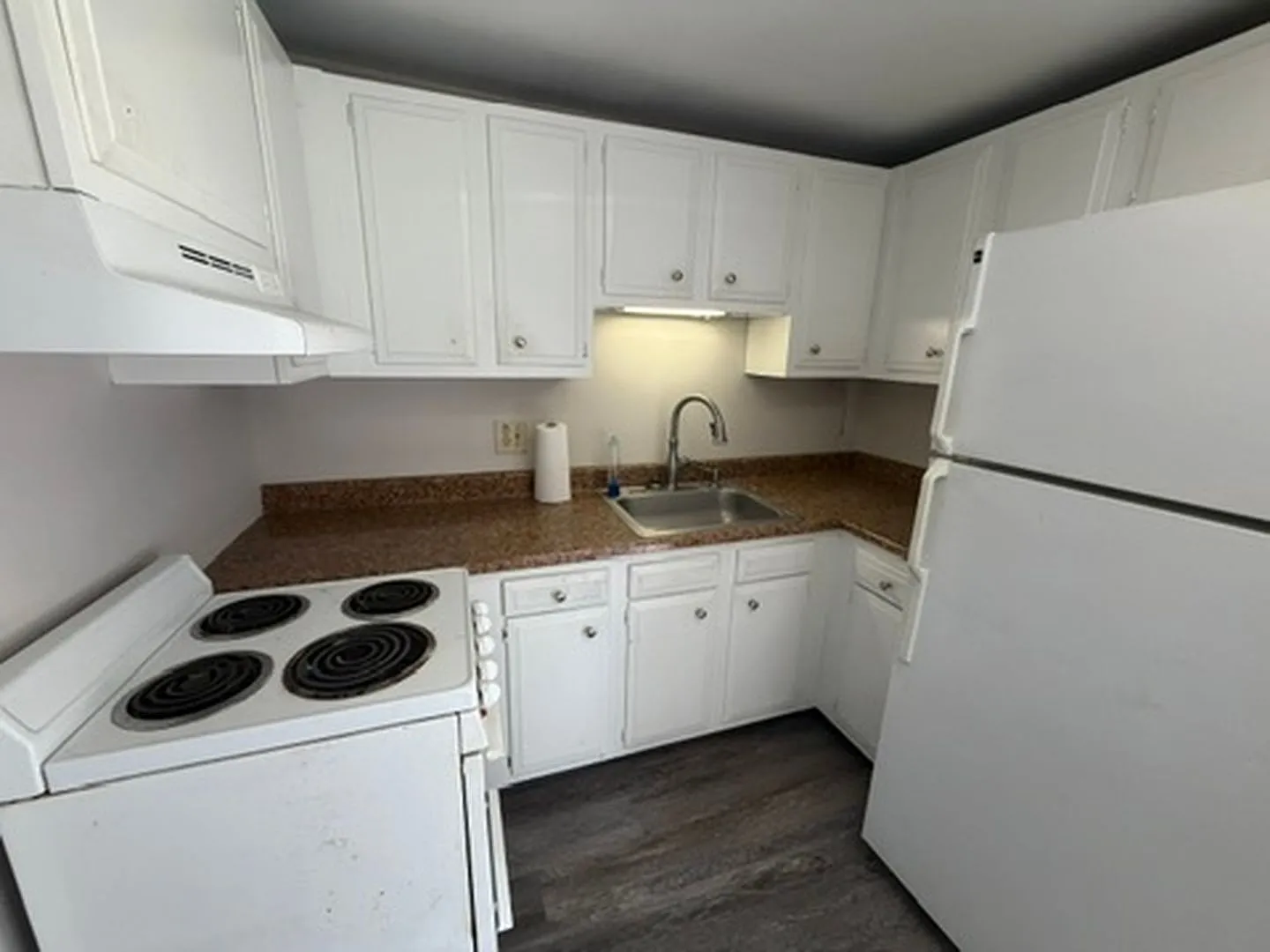 234 S Main — Photo 2