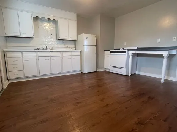 301 E Memorial Dr. (Wilson Acquisitions, LLC), 301 E Memorial Dr #303, Muncie, IN 47302