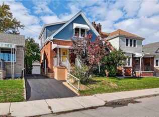 46 Weir St S, Hamilton, ON L8K 3A4