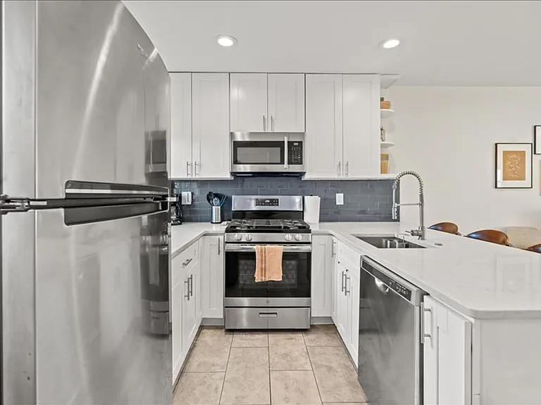 134 35th St NE — Photo 12