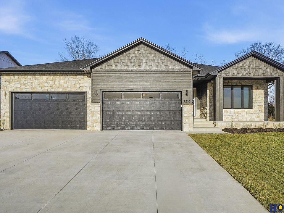 1st image of 9200 Triana Ln