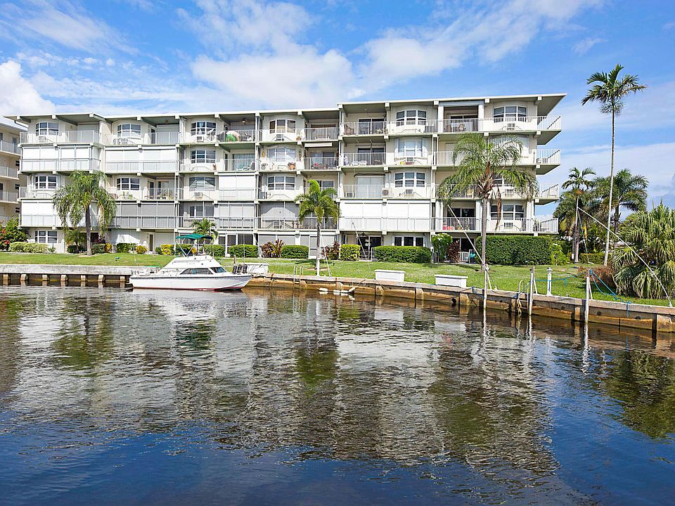 Home For Sale In Eastway Harbor