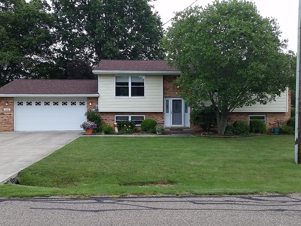 1st image of 208 Lindsey Ave