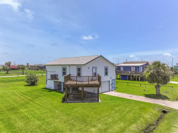 4019 3rd St, Galveston, TX 77554