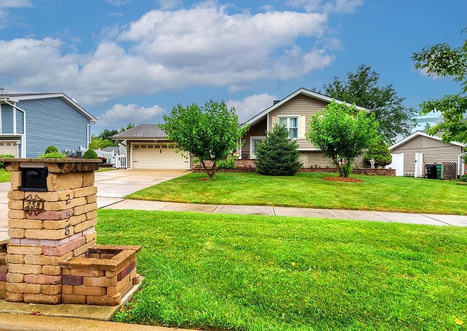 1st image of 258 Cunningham Ln