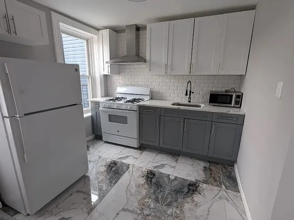 86 Irving St, Jersey City, NJ