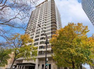 1501 N State Pkwy APT 6C, Chicago, IL