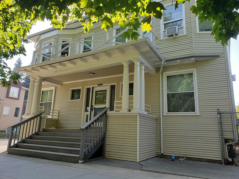 2nd image of 1912 10th St