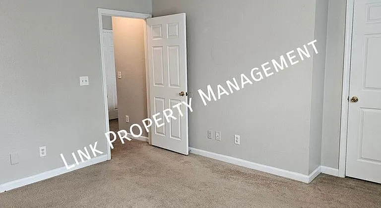 1106 Carline Rd #B — Photo 17