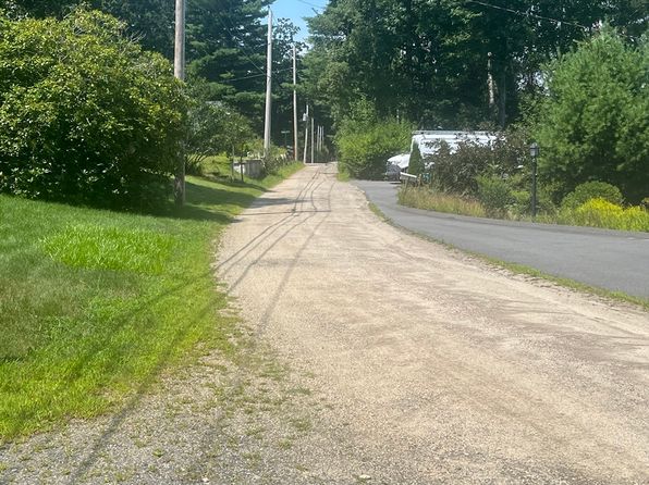 85 Lake Dr, Shutesbury, MA 01072