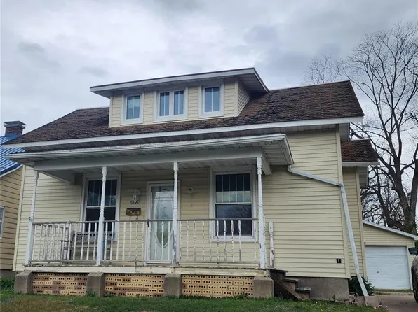 1906 High St, Chester, IL 62233