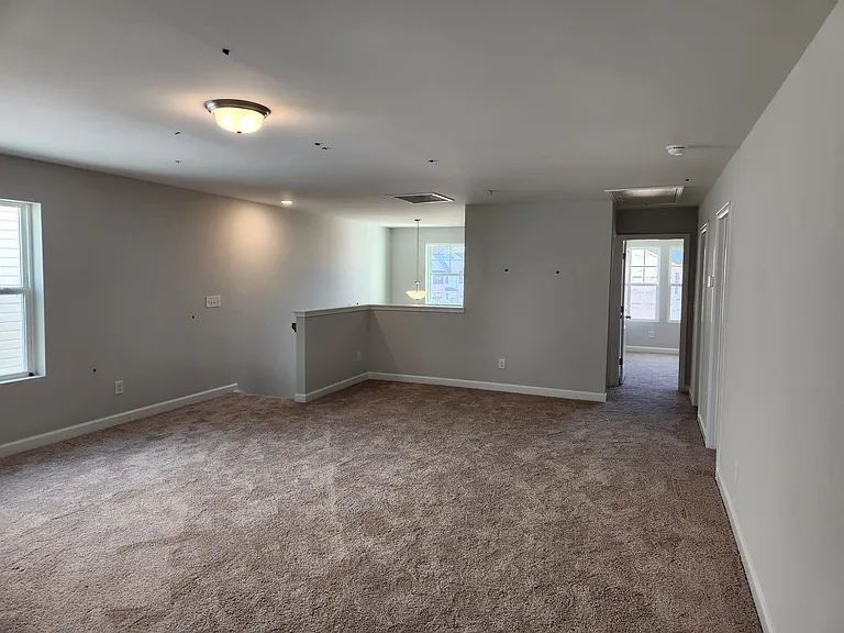 290 Gregory Village Dr — Photo 20