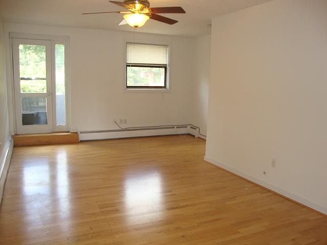 2 BR living room
