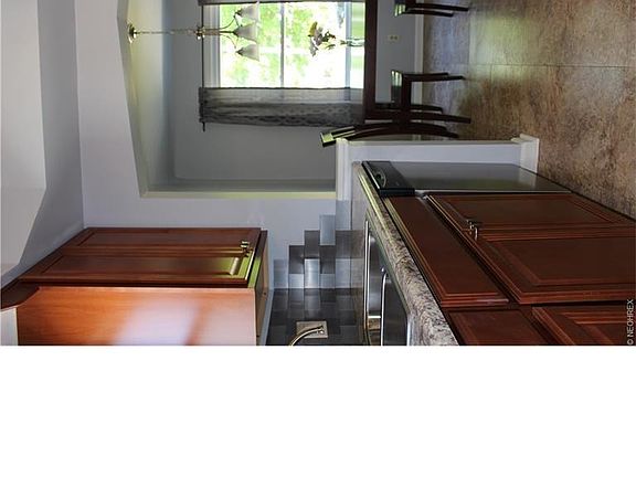5th image of 5415 Virginia Ave
