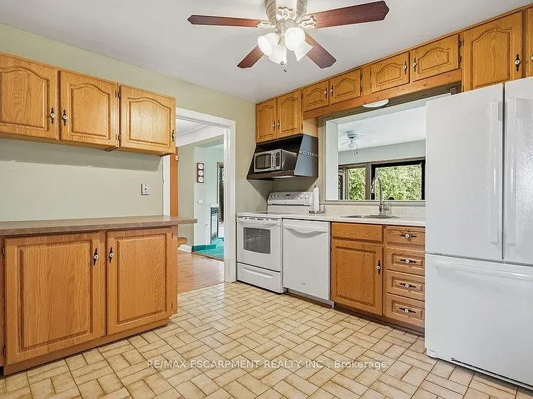 475 Kitty Murray Ln — Photo 11