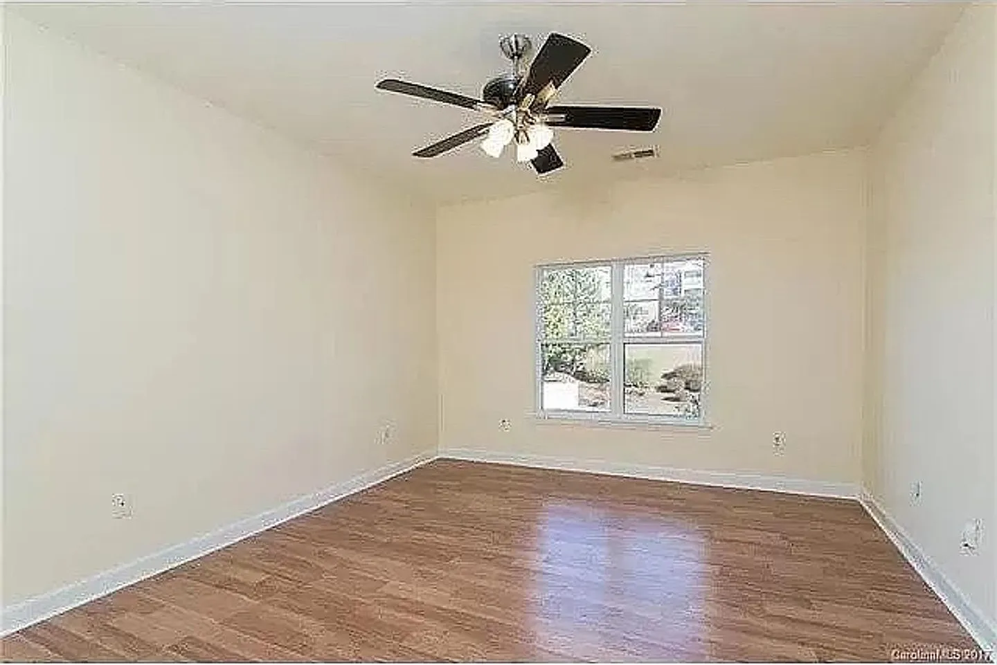 Room in 2 Bedroom Apartment at Hyde Point Ct — Photo 1