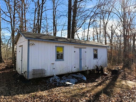 4th image of 365 Wallop Ln