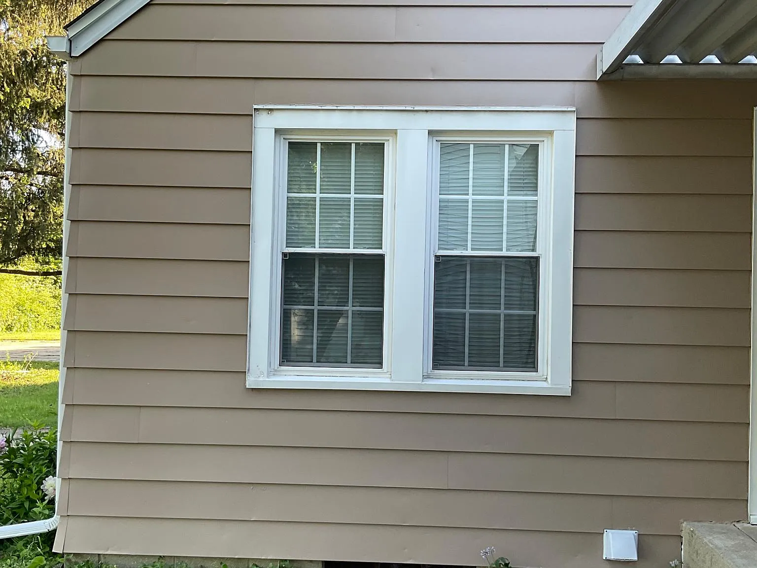 3 bed, 1025 sqft, $1,700 — Photo 2