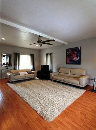 4th image of 413 Shirley Ave