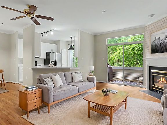 2nd image of 10225 Cove Ledge Ct