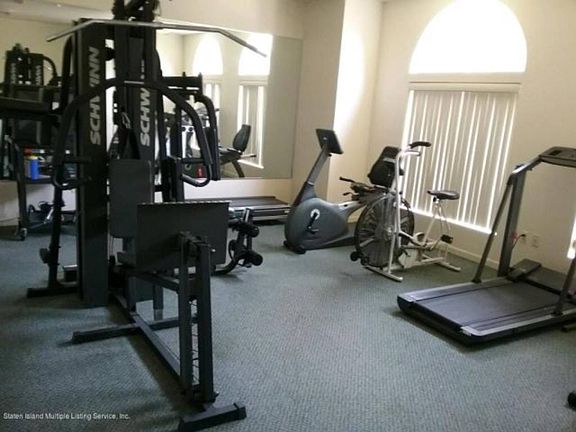 5th image of 41 Wellington Ct Floor 4