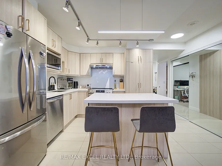 37 Galleria Pkwy #202 — Photo 21
