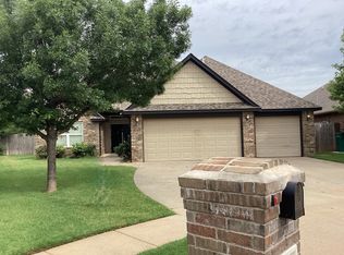 11721 SW 22nd Ter, Yukon, OK 73099