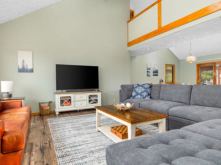 9402 S West Bay Shore Dr — Photo 7