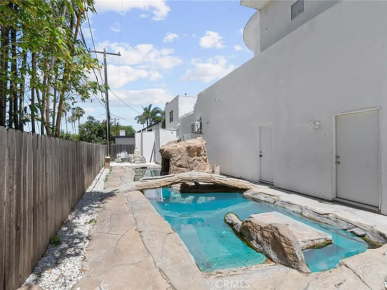 1580 San Bernardino Pl — Photo 37