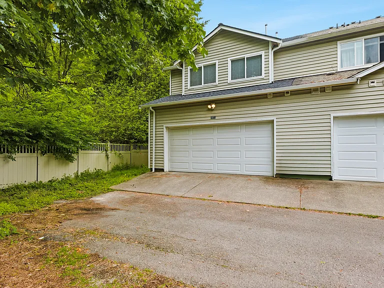 4811 43rd Ln SE — Photo 24
