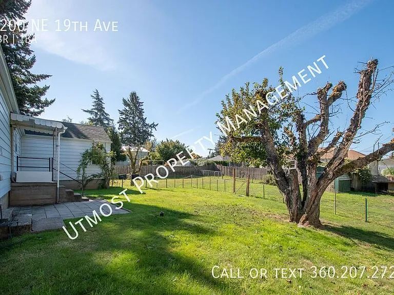 5200 NE 19th Ave — Photo 13