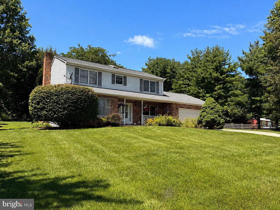 1st image of 16724 Dolf Rd
