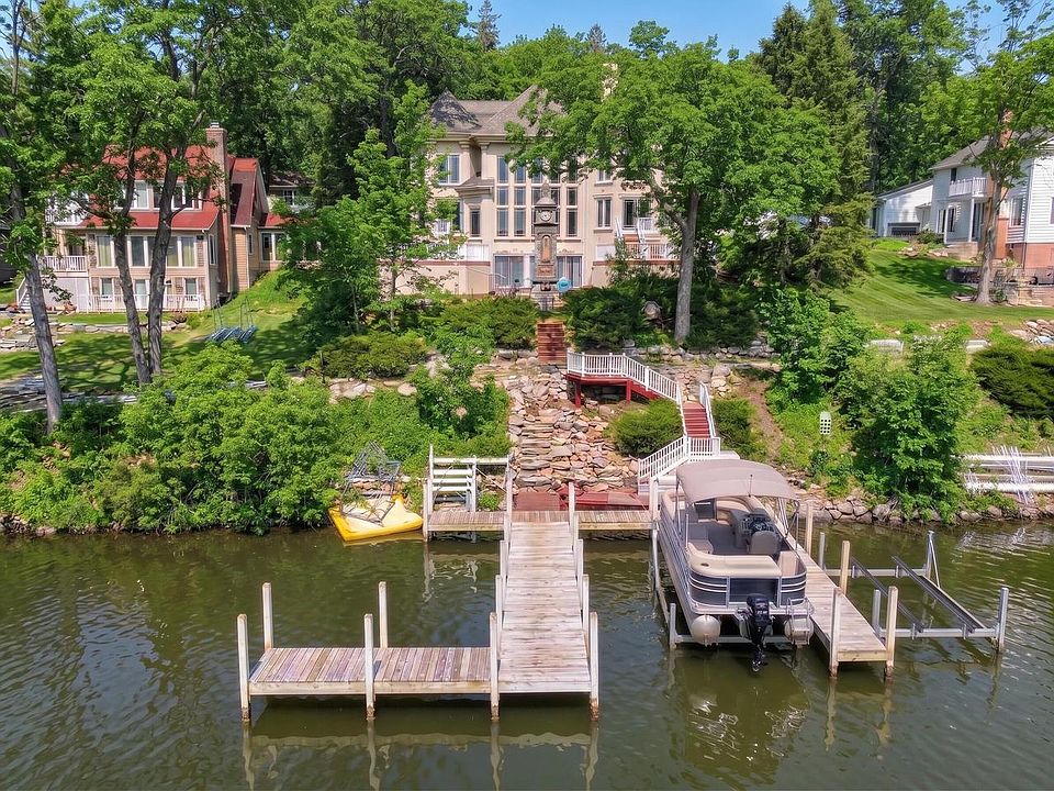 1st image of 2718 Willow Point DRIVE