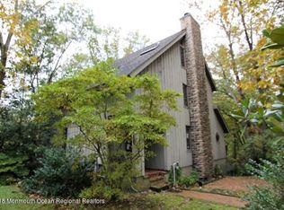 3237 Rambling Hill Ct, Allenwood, NJ 08720