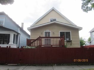 2471 S 9th Pl, Milwaukee, WI 53215
