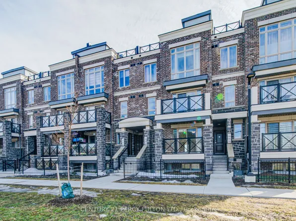 10 Westmeath Ln #2209, Markham, ON L6B 1N5