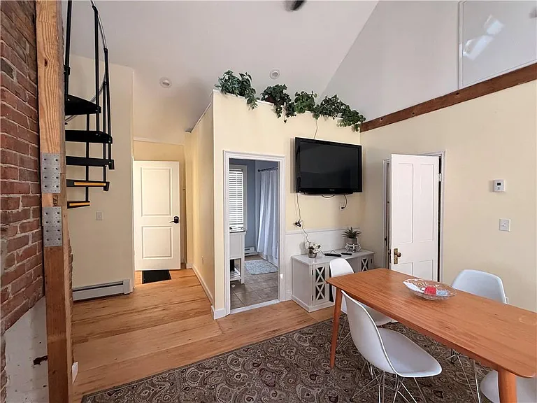 25 Marsh St — Photo 27