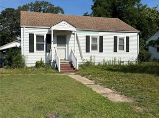 8 Bradley Ave, Portsmouth, VA 23701