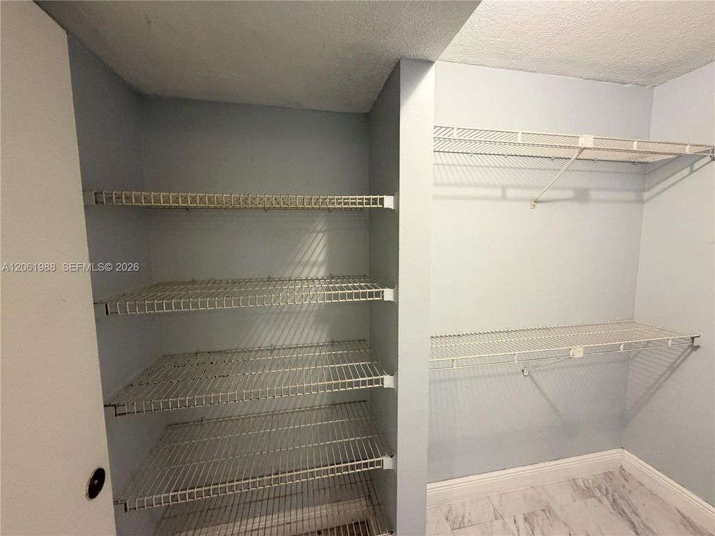 4441 W McNab Rd APT 21, photo 8