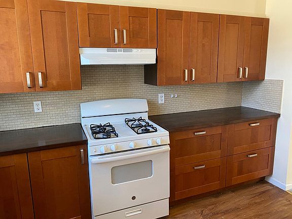 3rd image of 2115 E 34th St #3