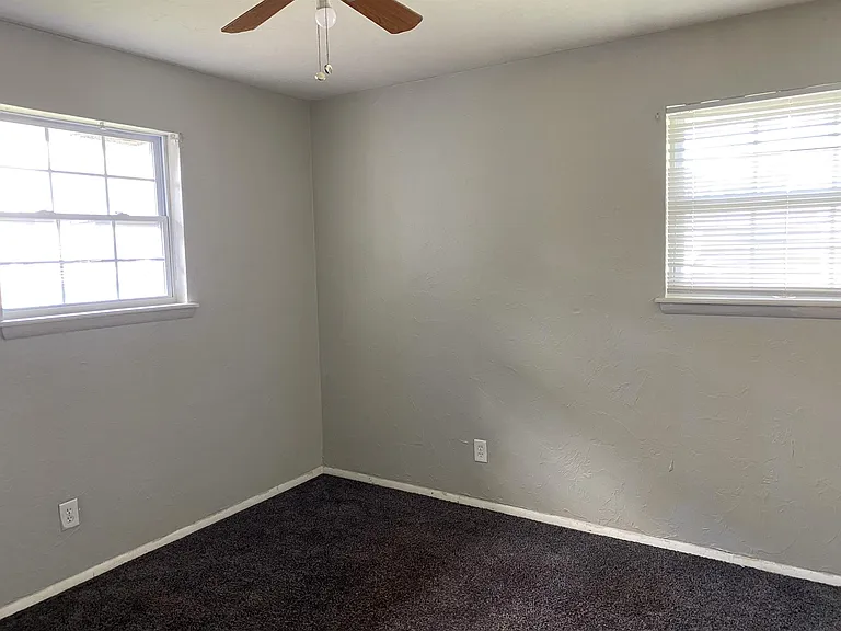 4800 Lisa Ln — Photo 16