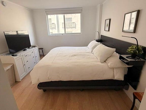 5th image of 401 Ocean Dr APT 224