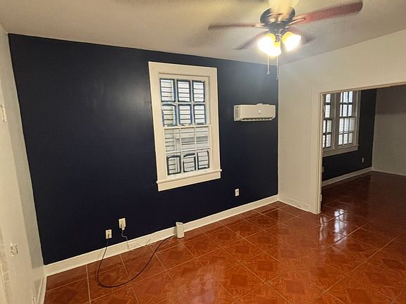 5th image of 4239 Ulloa St #1