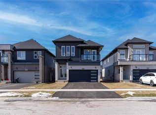 72 Bradley Ave, Welland, ON L3B0K1