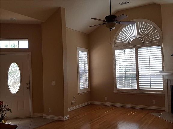 5th image of 3221 Rosehaven Dr Unit 1510