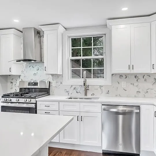 116 Morse St — Photo 1