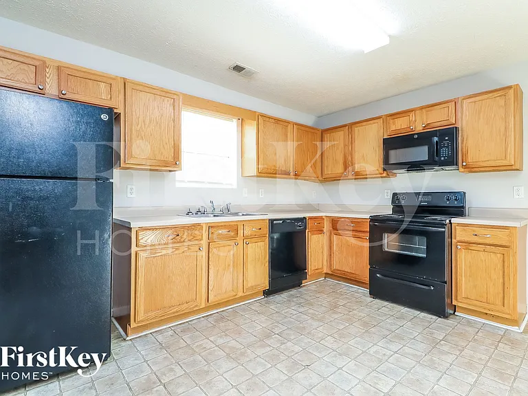 213 Klinetop Dr — Photo 5